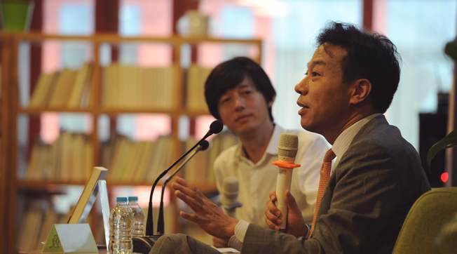 唐駿攜新書《重新出發》出席讀者見面會并接受新華網專訪［視頻］