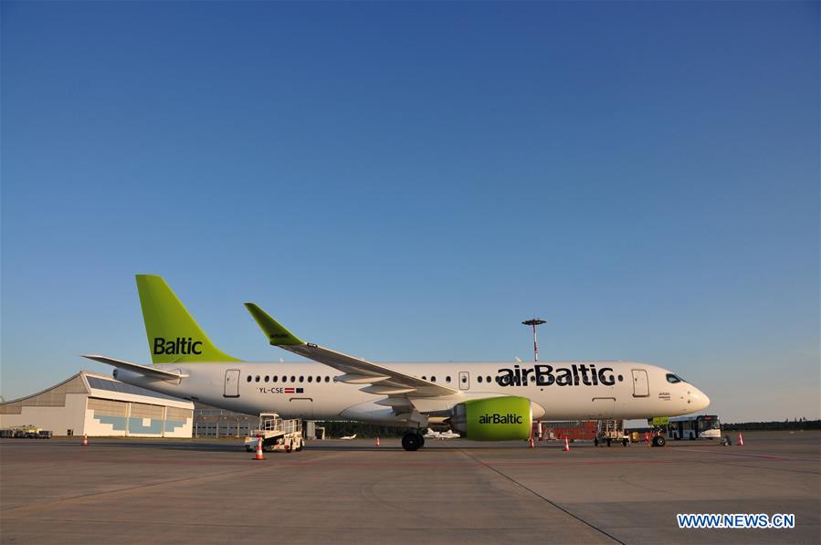FILE-LATVIA-RIGA-AIRBALTIC-BOMBARDIER-AIRCRAFT-PURCHASE