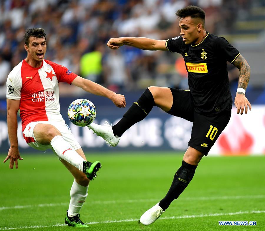 (SP)ITALY-MILAN-SOCCER-UEFA CHAMPIONS LEAGUE-INTER MILAN VS SLAVIA PRAGUE