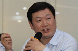 嘉實基金首席策略師、券商業務部總經理簡斌