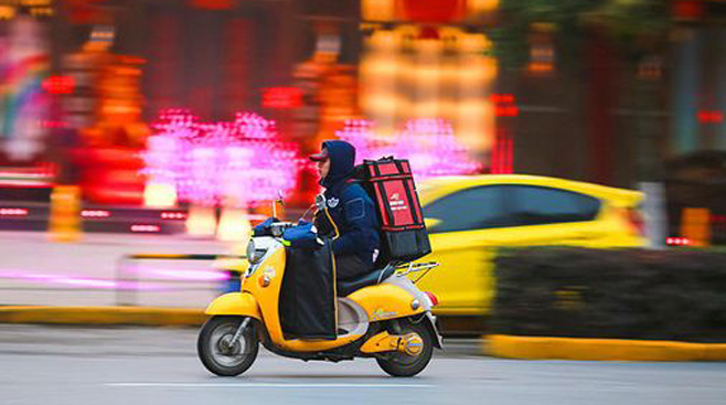 網絡訂餐規(guī)模超3500億元 如何破解&ldquo;黑作坊&rdquo;寄生亂象