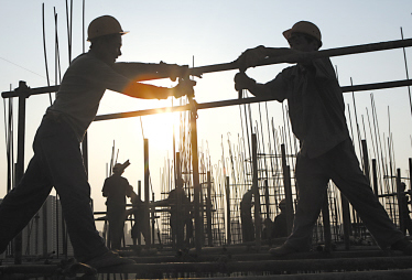 如何從“土地城鎮化”轉向“人的城鎮化”?