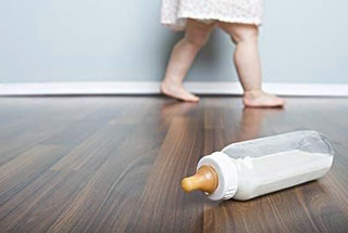 國內新西蘭奶粉被指&ldquo;血統不純&rdquo; 市場一片嘩然