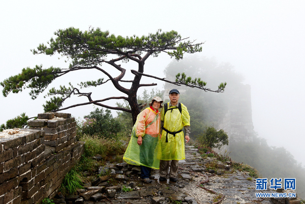 《風(fēng)雨中我們走過(guò)》
