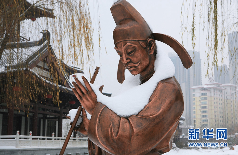 瑞雪降中原，洛河岸邊賞雪景