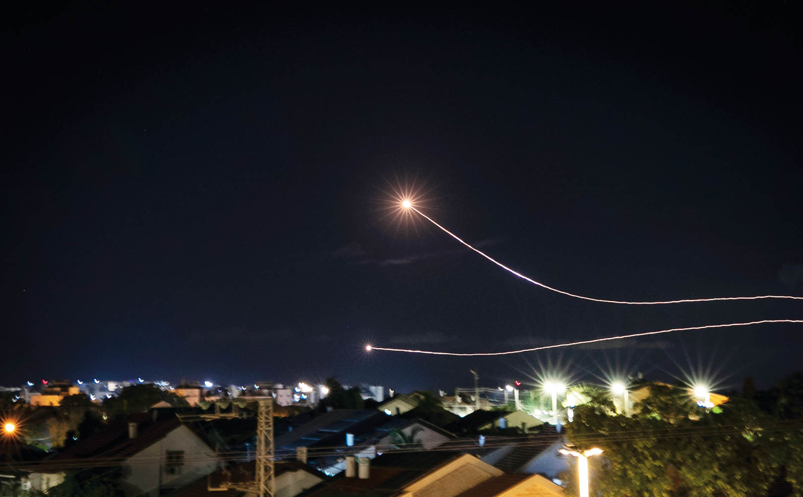 “硬軟結(jié)合”的現(xiàn)代防御體系