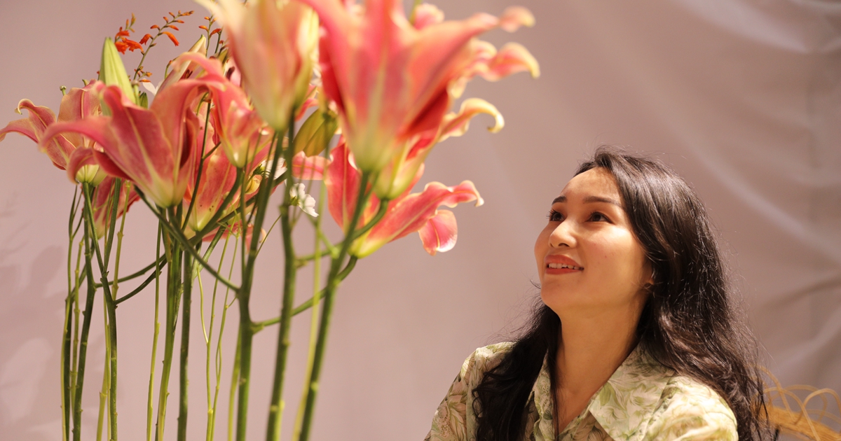 &ldquo;插花也如琵琶語&rdquo;第三屆中國凌源百合節花藝大賽舉行