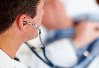 到2017年底醫療費用增幅降到10%以下