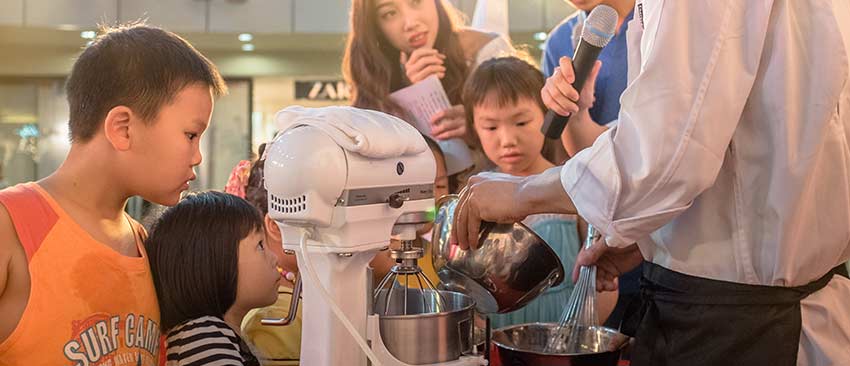 新華房產泛社區大型公益活動