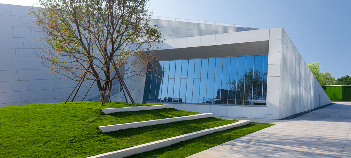 CBD將老的建筑利用，新的建筑營造并存，增加城市活力