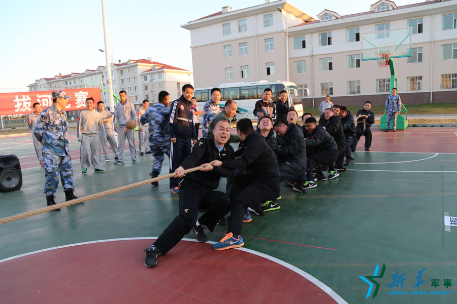 &uarr;資料圖片：張超積極參加團(tuán)文體活動。