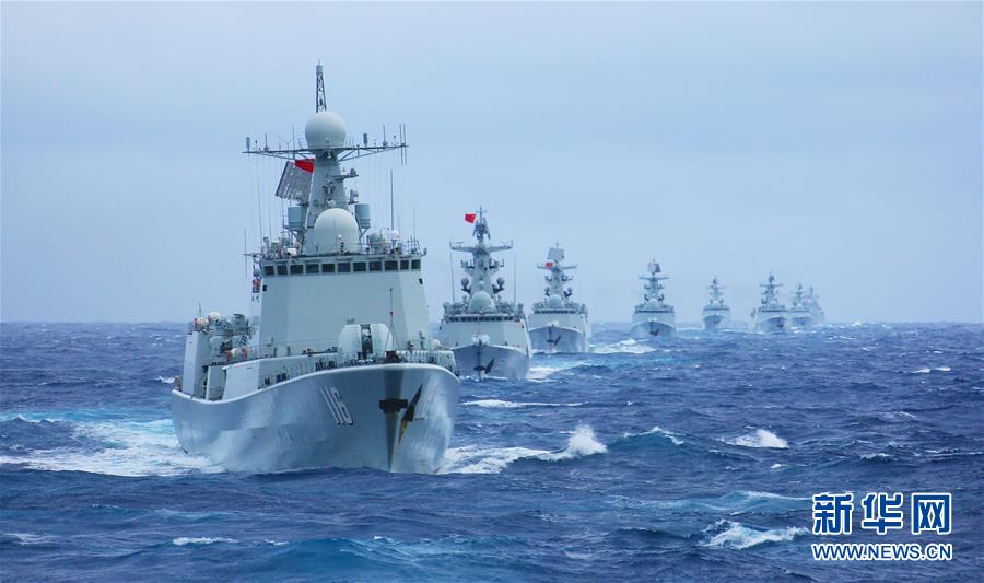 （人民海軍70年&middot;新華全媒頭條&middot;圖文互動）（4）向著深藍出發&mdash;&mdash;獻給人民海軍成立70周年