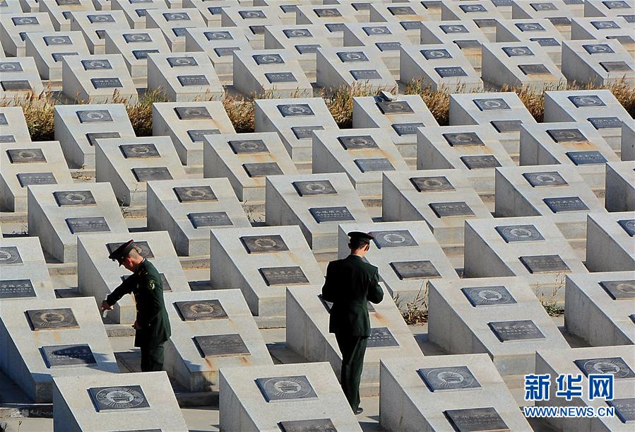 （圖文互動）（7）為了&ldquo;中國號&rdquo;巨輪揚帆遠航&mdash;&mdash;中國共產(chǎn)黨領導下的人民軍隊忠于祖國、服務人民啟示錄