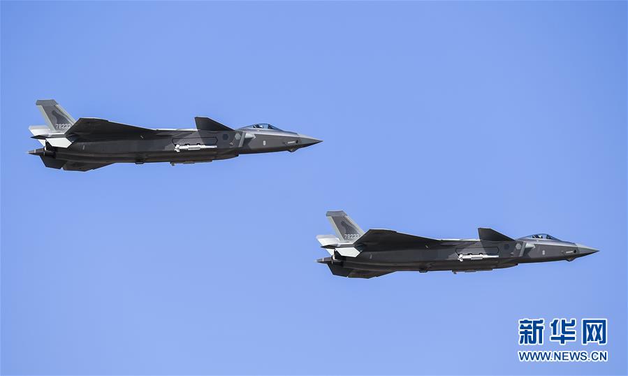 （軍事）（1）殲-20、運-20首次在東北地區進行飛行展示