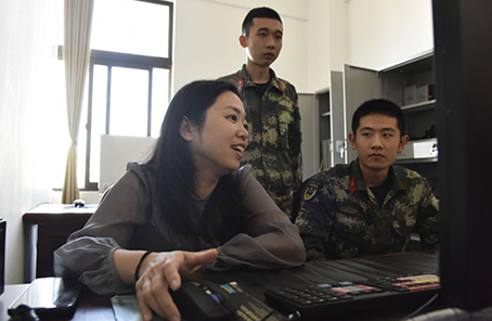 軍嫂鄭如:雖苦不怕，是我對愛的承諾