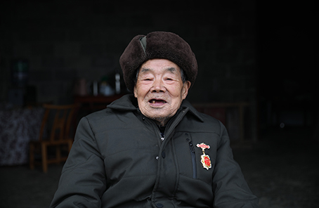 &ldquo;死守陣地，決不能后退一寸&rdquo;&mdash;&mdash;記抗美援朝老兵黃忠茂