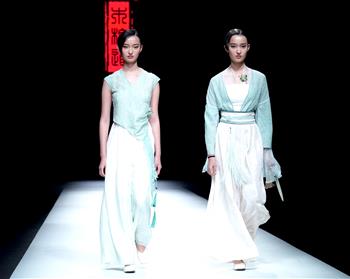 &ldquo;木棉道時裝發布會&rdquo;在京舉行