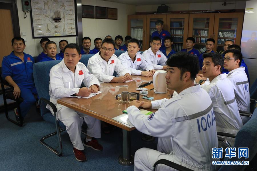 （十九大時光&middot;圖文互動）（5）歷史性成就彪炳史冊 新時代藍圖催人奮進&mdash;&mdash;來自基層蹲點現場的報道