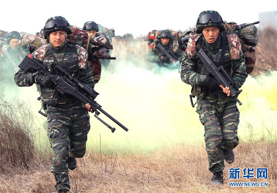 （軍事）（2）野外實戰 磨礪&ldquo;刀鋒&rdquo;