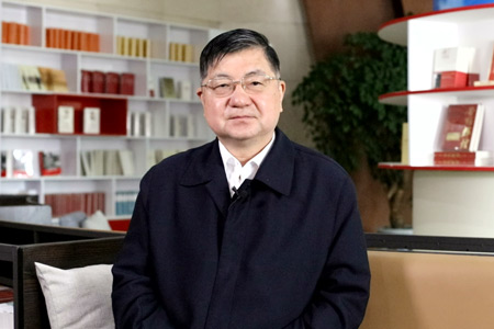 【對(duì)話馬克思·院長名家談①】顏曉峰:感悟馬克思的精神境界和偉大人格