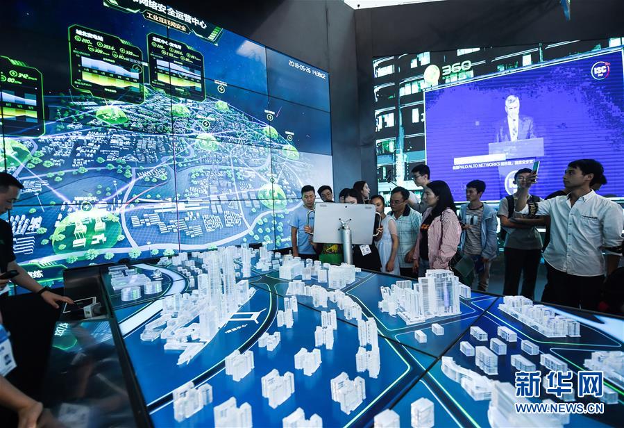 (大江奔流——來自長江經(jīng)濟(jì)帶的報道·新華全媒頭條·圖文互動)(9)擘畫新時代中國發(fā)展新坐標(biāo)——深入推動長江經(jīng)濟(jì)帶發(fā)展述評