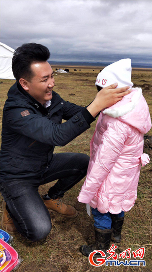 【脫貧攻堅在行動】打通致富路，牧民笑開顏&mdash;&mdash;青海省澤庫縣&ldquo;第一書記&rdquo;張文杰扶貧故事