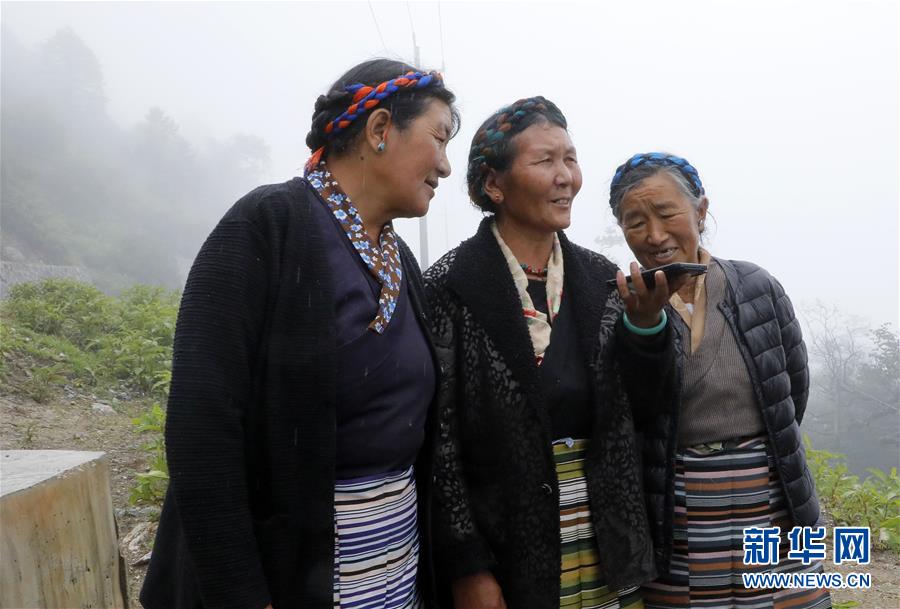 （圖文互動）（7）特寫：&ldquo;八一&rdquo;禮物，飛向云端哨所