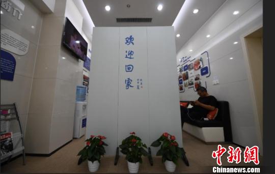 3200余個(gè)杭州愛心驛站：酷暑嚴(yán)寒中的&ldquo;人情味道&rdquo;