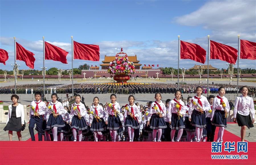 （新華全媒頭條&middot;圖文互動）（2）致敬英烈 捍衛榮光&mdash;&mdash;寫在英雄烈士保護法實施后首個烈士紀念日