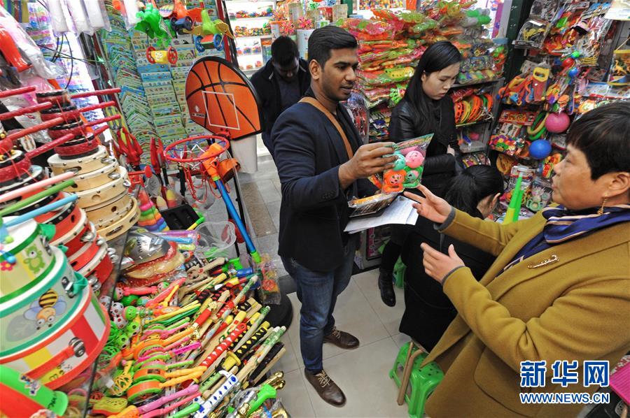 （在習(xí)近平新時(shí)代中國特色社會主義思想指引下&middot;慶祝改革開放40周年&middot;協(xié)調(diào)發(fā)展）（新華全媒頭條&middot;圖文互動(dòng)）（2）協(xié)調(diào)發(fā)展：奏響全面建成小康社會交響曲