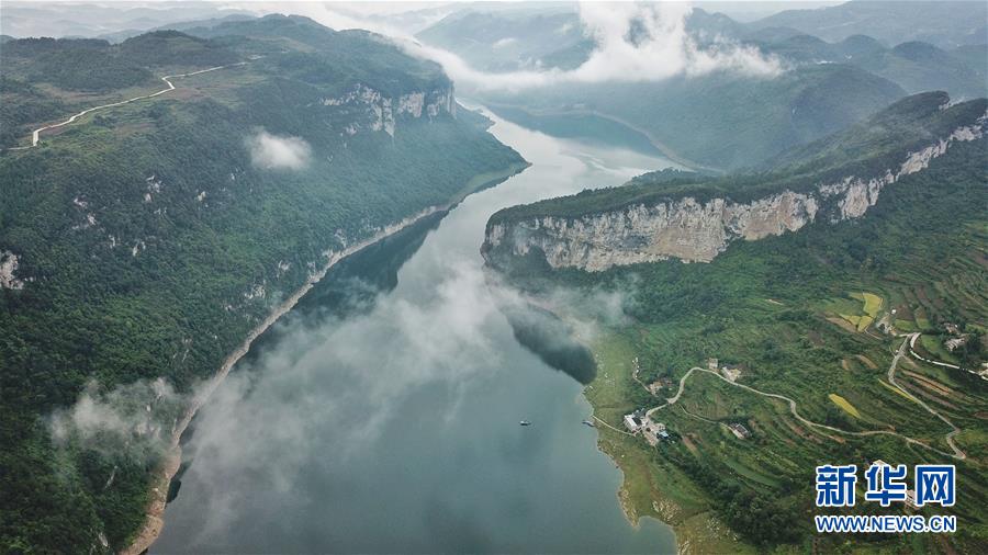 （百城百縣百企調(diào)研行&middot;圖文互動）（1）貴州畢節(jié)加快脫貧：&ldquo;自主造血&rdquo;+新發(fā)展理念