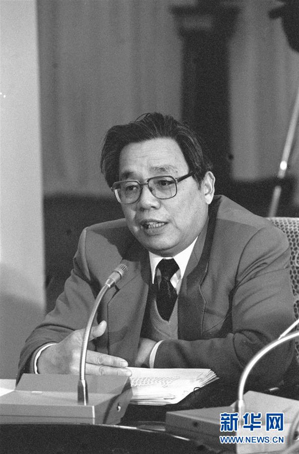 （改革先鋒風采&middot;圖文互動）（2）王家福：一生執(zhí)著推動中國法治前行