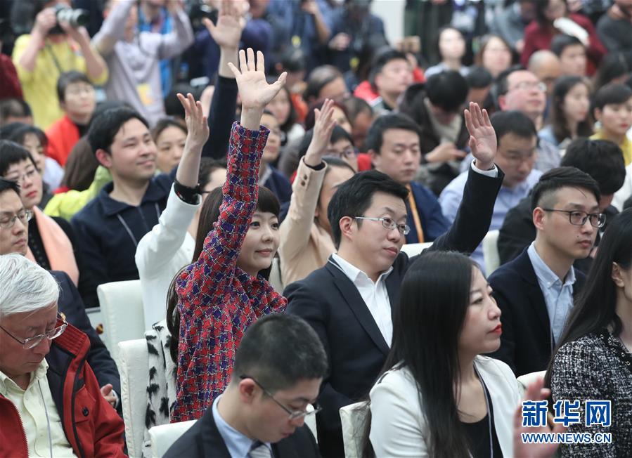 （兩會&middot;XHDW）（6）全國政協十三屆一次會議舉行新聞發布會