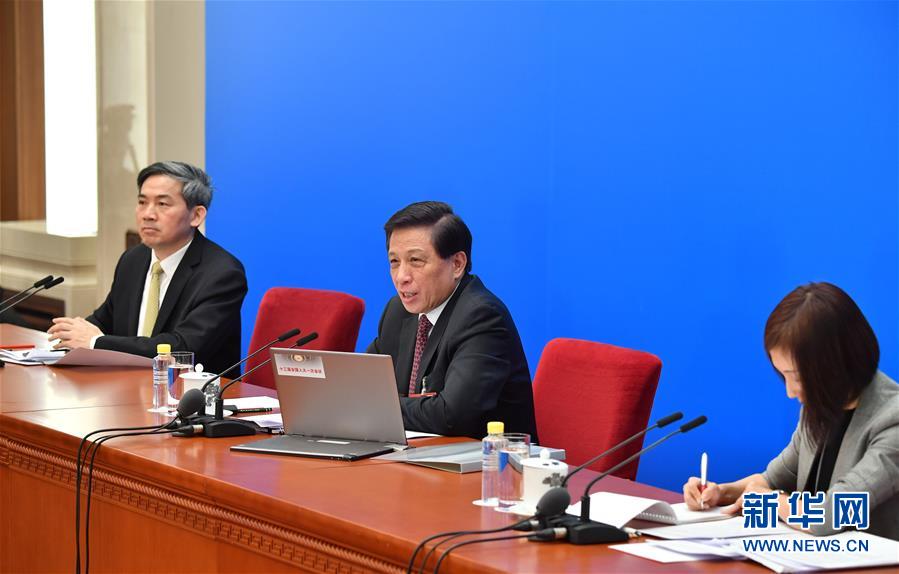 （兩會）（5）十三屆全國人大一次會議舉行新聞發布會 