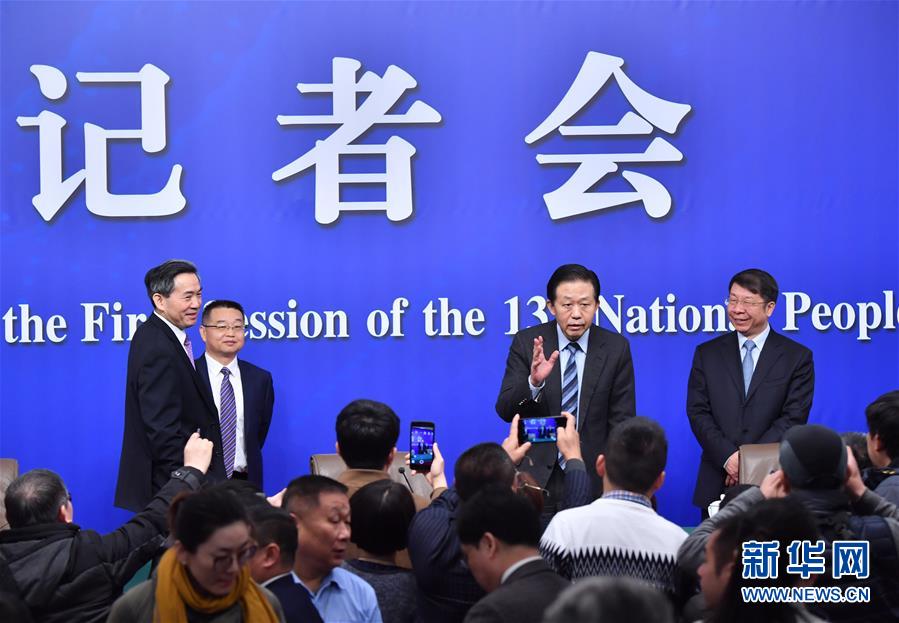 （兩會&middot;XHDW）（3）財政部部長肖捷等就&ldquo;財稅改革和財政工作&rdquo;答記者問