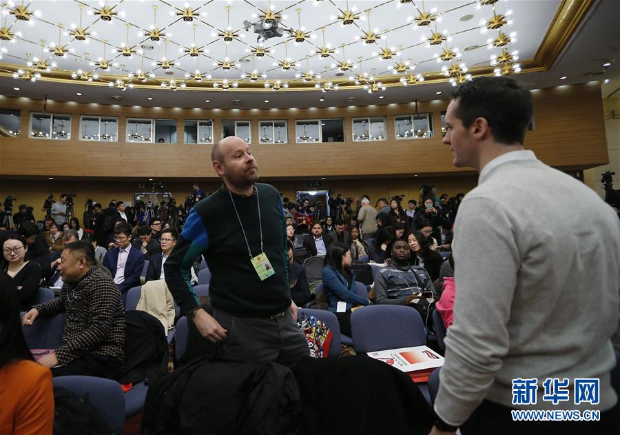 （兩會&middot;新華網）（2）外交部部長王毅答記者問