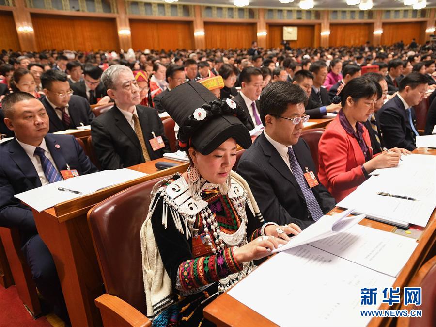 （兩會(huì)&middot;基層代表履職故事）（1）全國人大代表喬進(jìn)雙梅：&ldquo;花間&rdquo;繡出美麗人生