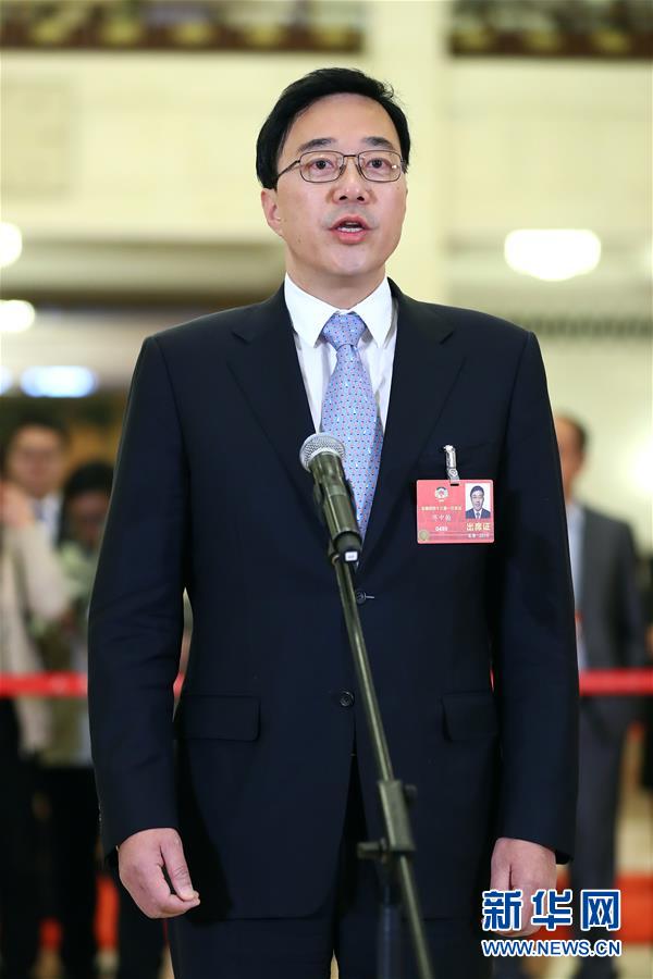 （兩會&middot;XHDW）（4）全國政協委員接受采訪