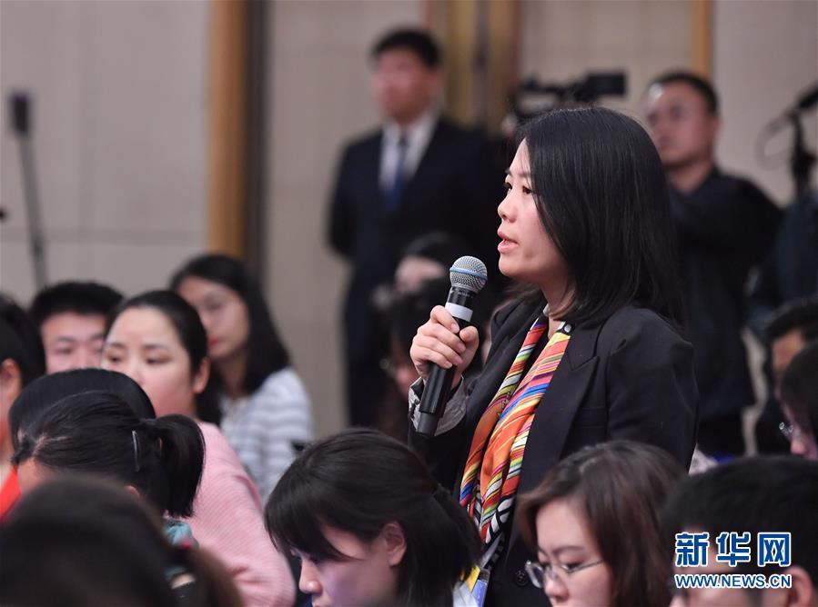 （兩會(huì)&middot;XHDW）（5）教育部部長(zhǎng)陳寶生就&ldquo;努力讓每個(gè)孩子都能享有公平而有質(zhì)量的教育&rdquo;答記者問