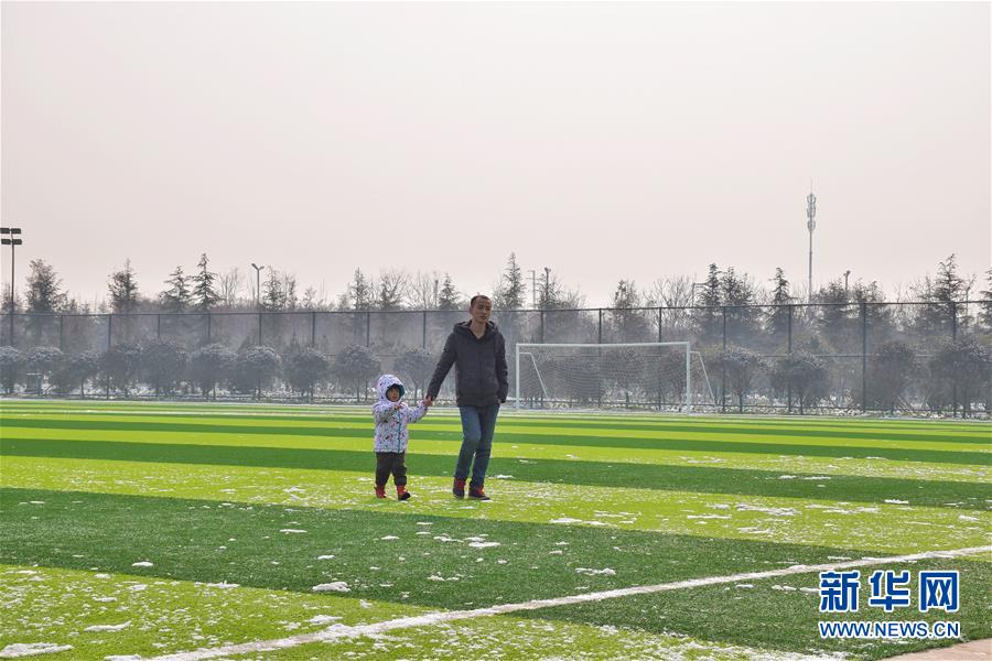 （在習近平新時代中國特色社會主義思想指引下&mdash;&mdash;新時代新作為新篇章&middot;圖文互動）（2）水綠相間看古都 古今輝映洛陽城