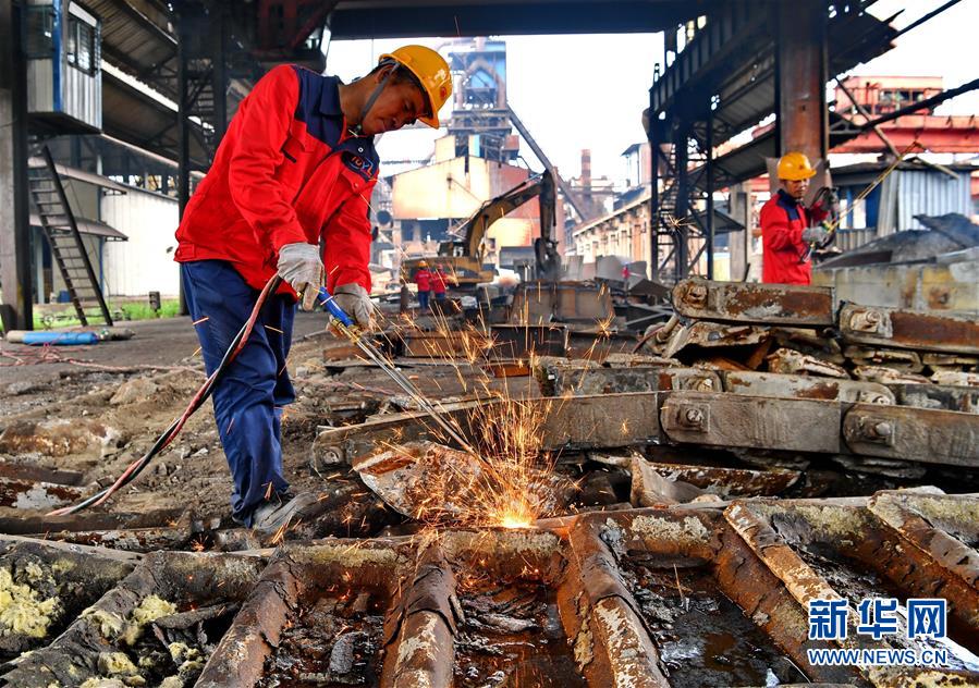 (新華全媒頭條·迎接兩會·經濟特稿·圖文互動)(2)堅定信心 搶抓機遇勇爭先——迎接全國兩會中國經濟系列述評之一