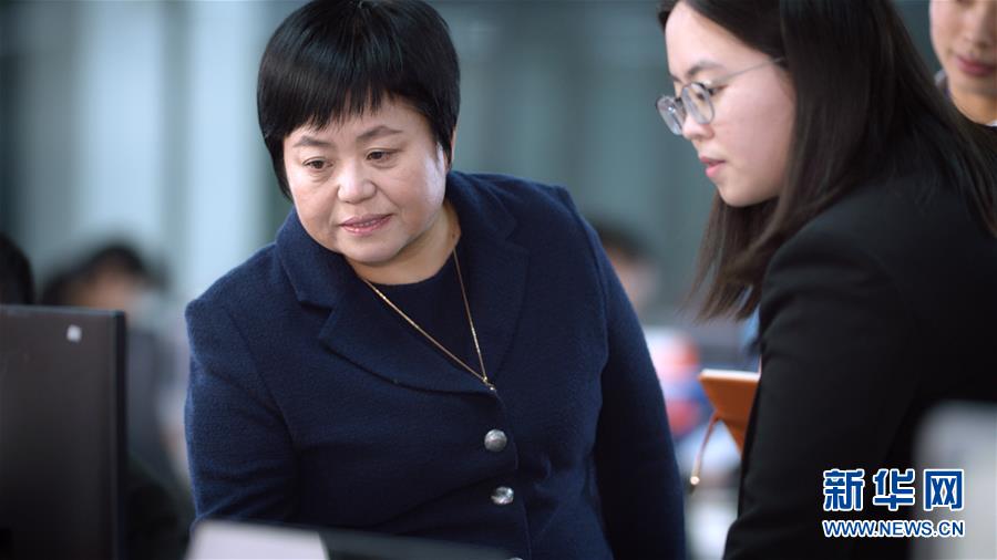 （愛國情 奮斗者&middot;圖文互動）（3）融入國際貿易海洋的&ldquo;一滴水&rdquo;&mdash;&mdash;記跨境電商物流&ldquo;巾幗英雄&rdquo;徐平