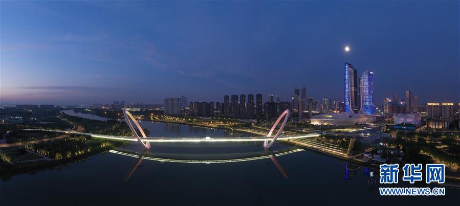 (新華全媒頭條·圖文互動(dòng))(9)見證人間正道——寫在南京解放70周年之際