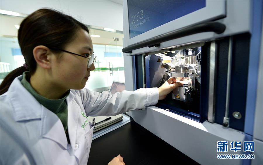 （愛國(guó)情 奮斗者&middot;圖文互動(dòng)）（2） &ldquo;解民生之多艱，育天下之英才&rdquo;&mdash;&mdash;中國(guó)農(nóng)大師生扎根田野書寫奉獻(xiàn)之歌