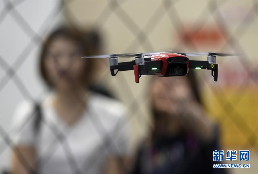 （新華全媒頭條&middot;圖文互動(dòng)）（4）擁抱智能新時(shí)代：世界智能大會(huì)釋放了哪些新信號(hào)？