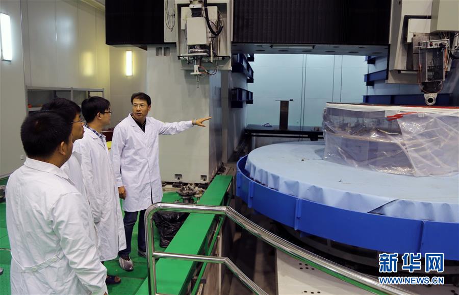 （新華全媒頭條&middot;圖文互動）（5）追光者&mdash;&mdash;&ldquo;長光人&rdquo;的報國故事 