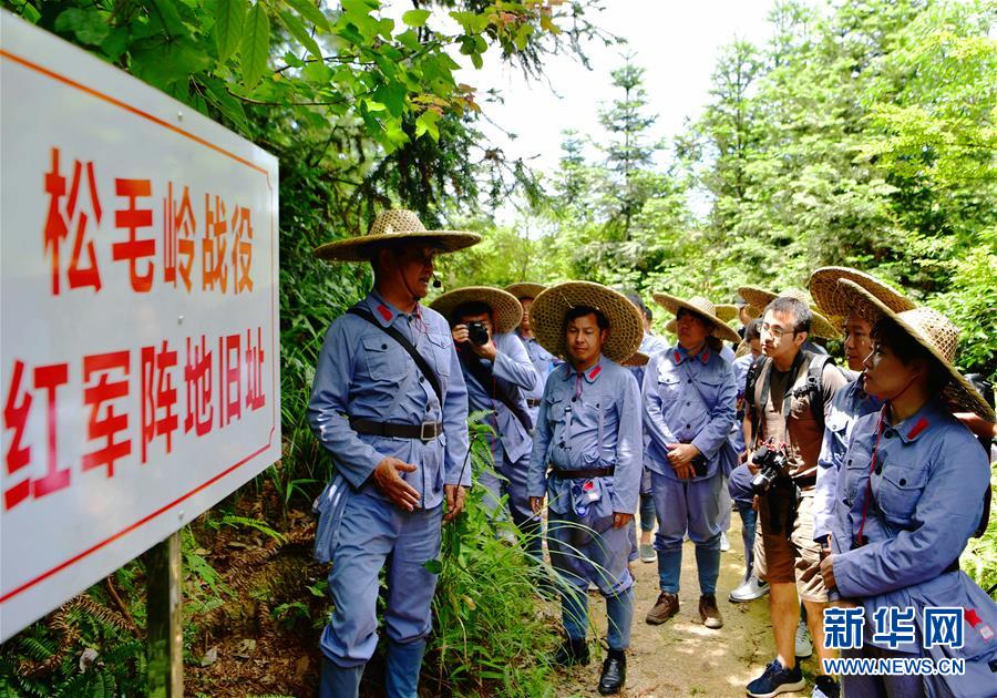 （新華全媒頭條&middot;不忘初心、牢記使命&mdash;&mdash;記者再走長征路&middot;圖文互動）（2）風展紅旗如畫&mdash;&mdash;來自長征出發地長汀、寧化的紅色信仰報告 