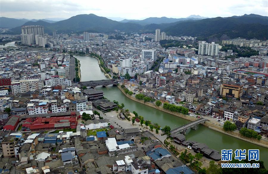 （新華全媒頭條&middot;不忘初心、牢記使命&mdash;&mdash;記者再走長征路&middot;圖文互動）（3）風展紅旗如畫&mdash;&mdash;來自長征出發地長汀、寧化的紅色信仰報告 