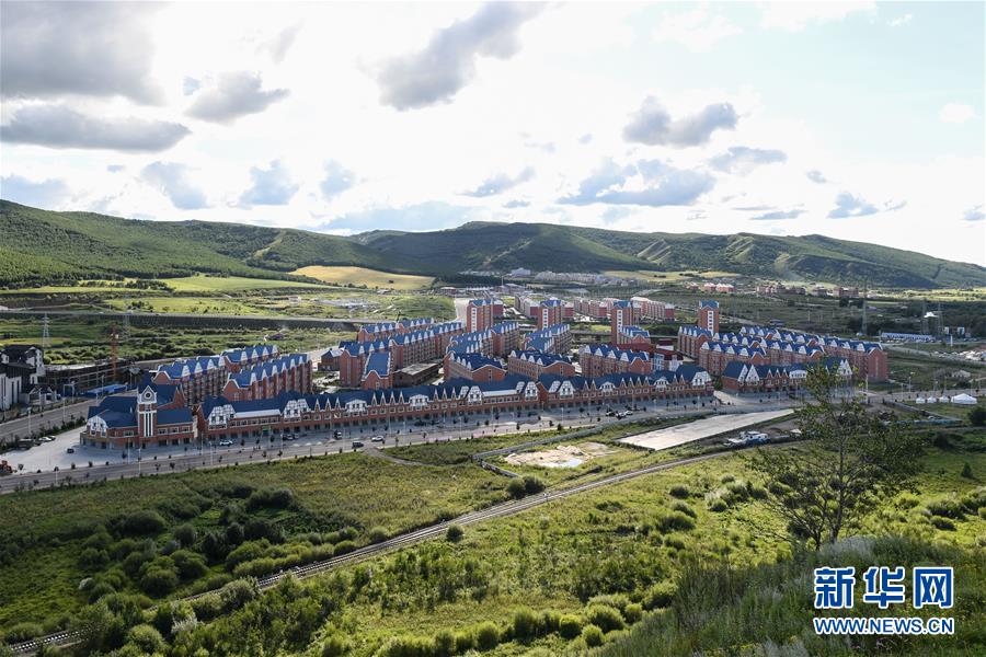 （在習近平新時代中國特色社會主義思想指引下&mdash;&mdash;新時代新作為新篇章&middot;總書記關心的百姓身邊事&middot;圖文互動）（3）棚改的溫暖：1億多人&ldquo;出棚進樓&rdquo;