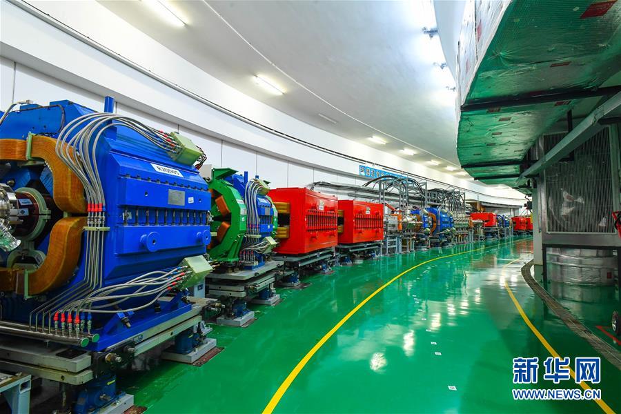 (壯麗70年·奮斗新時(shí)代——共和國(guó)發(fā)展成就巡禮·圖文互動(dòng))(6)南粵譜寫新篇章 敢為人先再出發(fā)——廣東70年跨越式發(fā)展紀(jì)實(shí)